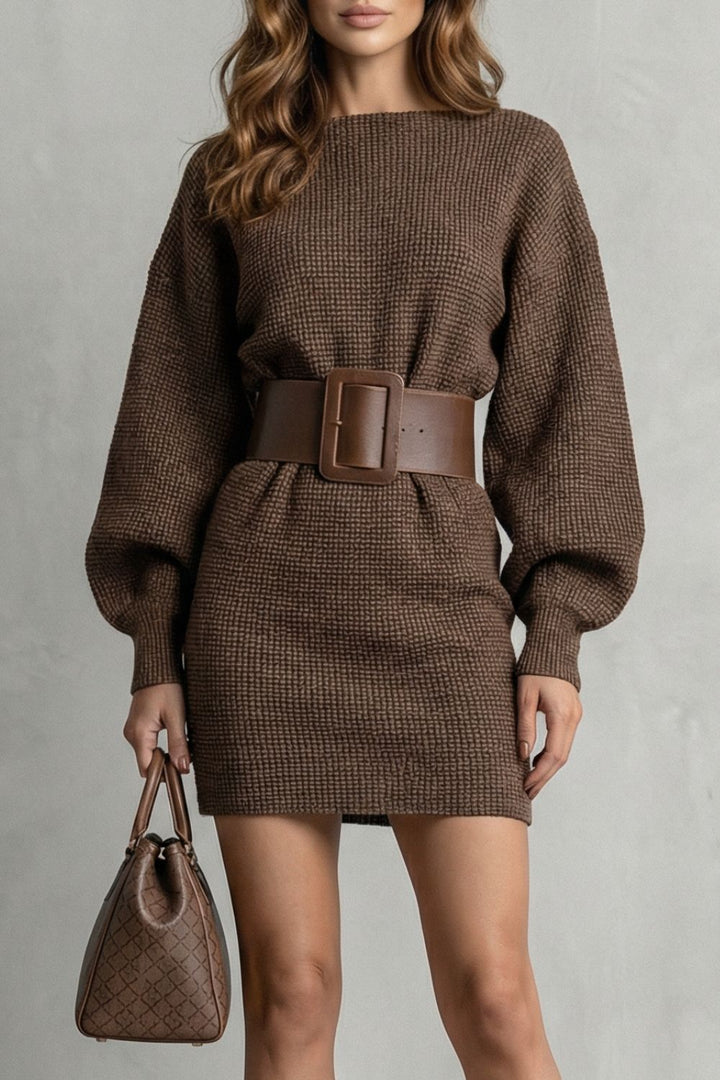 Aderisse – Robe courte structurée en maille avec ceinture (ceinture incluse)