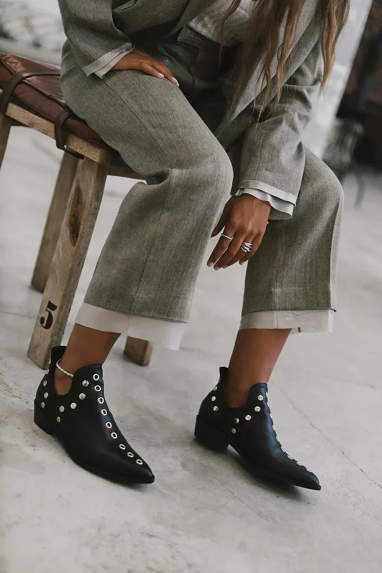 Brenda | Bottines à Talon Aiguille avec Clous