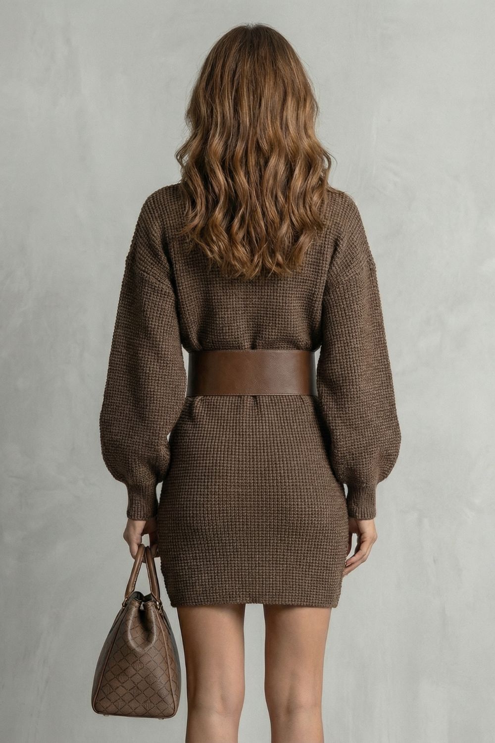 Aderisse – Robe courte structurée en maille avec ceinture (ceinture incluse)