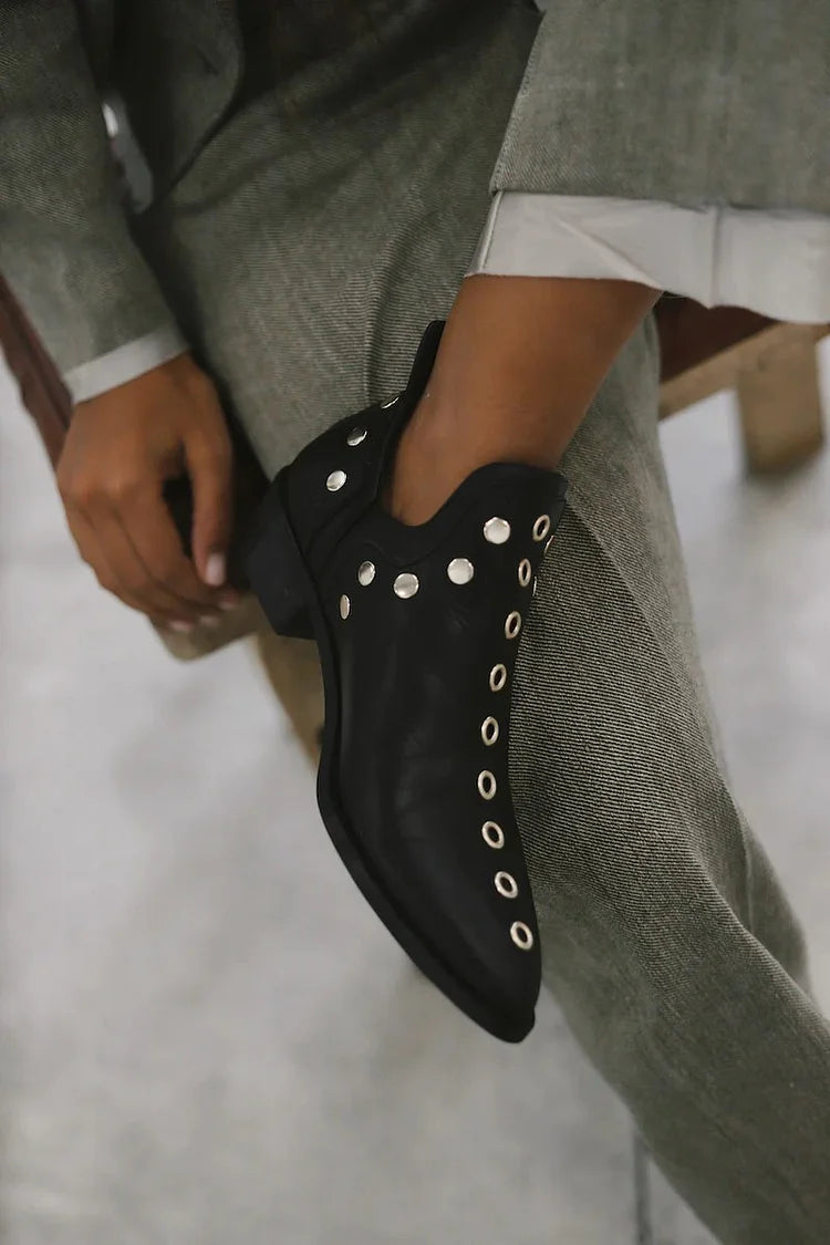 Brenda | Bottines à Talon Aiguille avec Clous