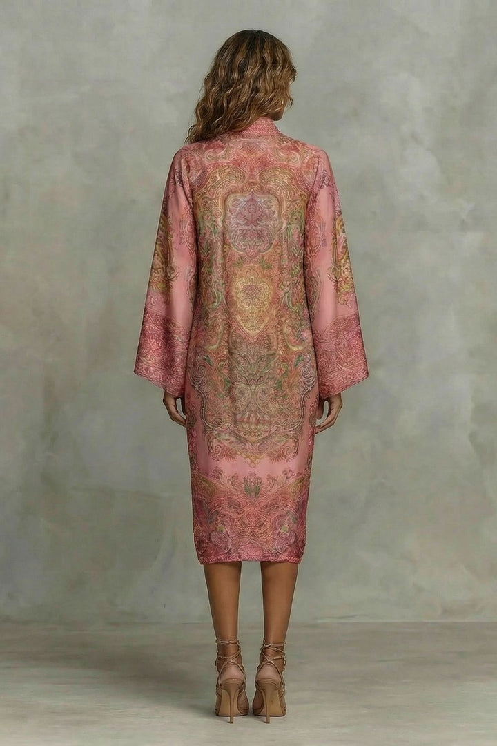 Marélienne – Robe kimono midi à imprimé floral baroque