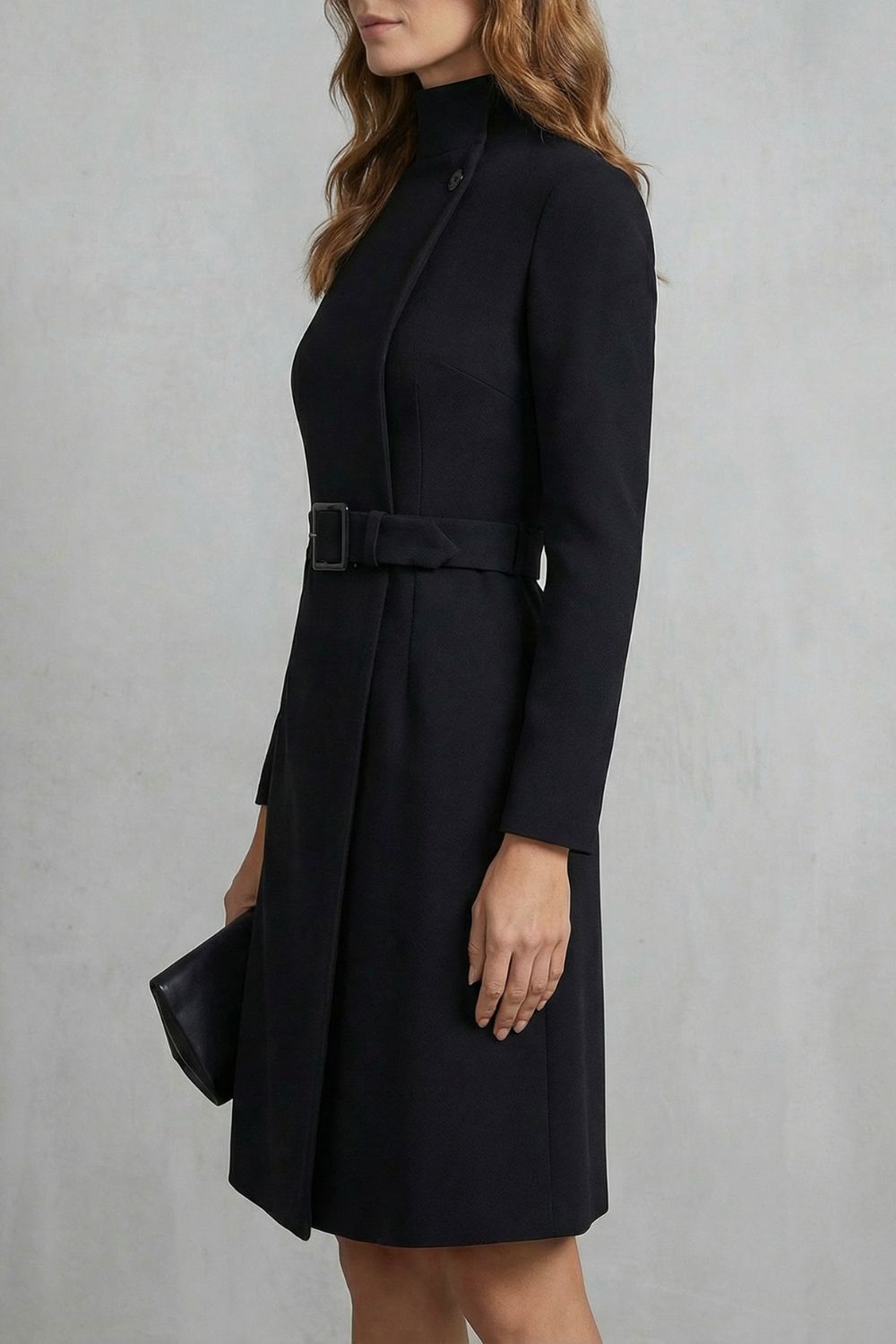 Nivara – Robe midi trapèze à ceinture asymétrique