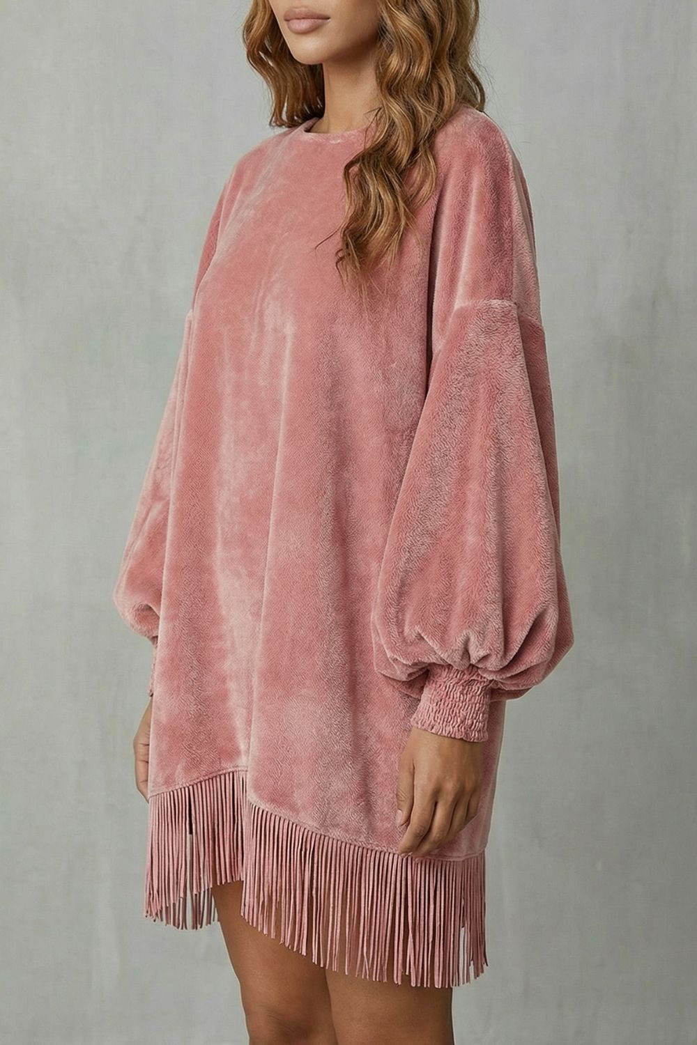 Bellurie – Robe courte à manches bouffantes et à franges