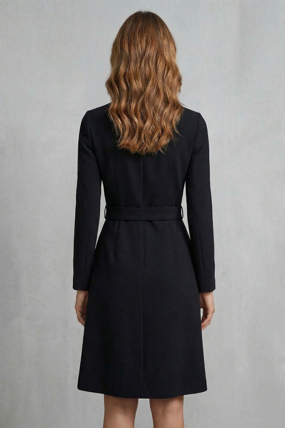Nivara – Robe midi trapèze à ceinture asymétrique