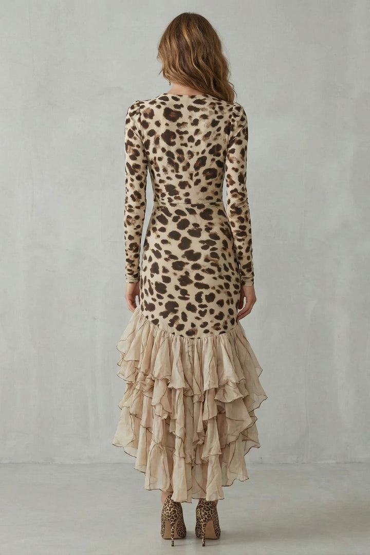 Lioraé – Robe midi à imprimé léopard et ourlet froncé