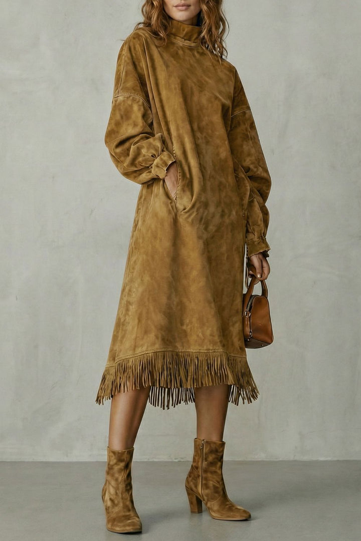 Valdrina – Robe midi à col roulé avec détails à franges en daim
