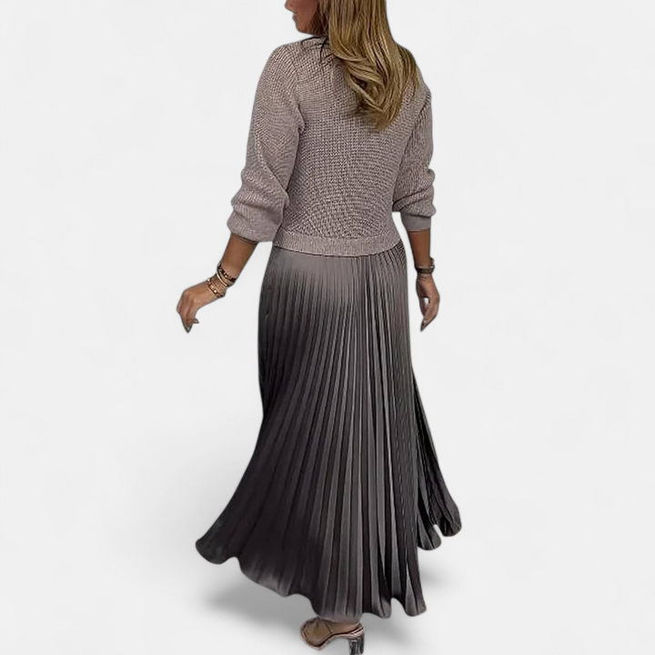 Claudia - Robe longue avec pull et jupe plissée
