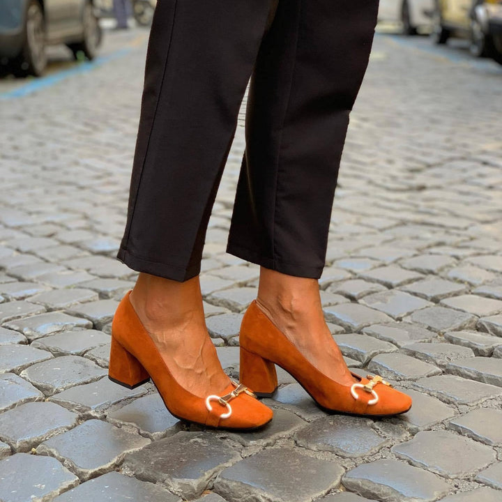 Charlotte | Élégants Escarpins avec Accent Doré