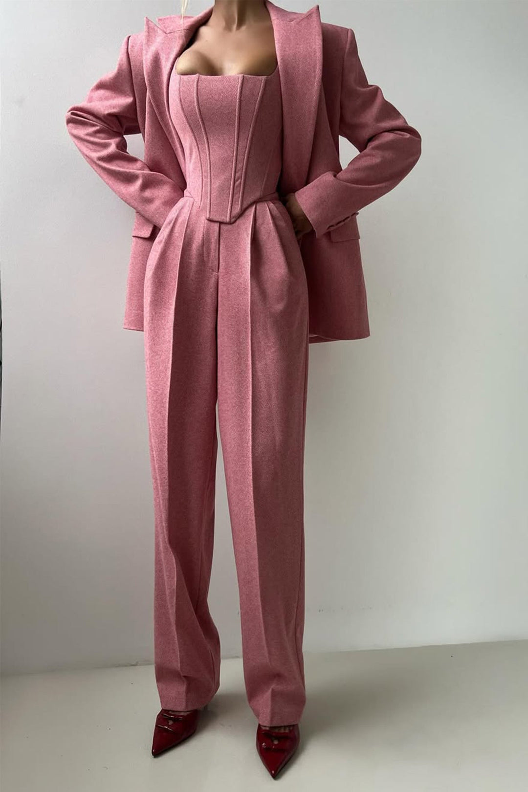 Grace - Ensemble de Trois Pièces avec Blazer Croisé Élégant