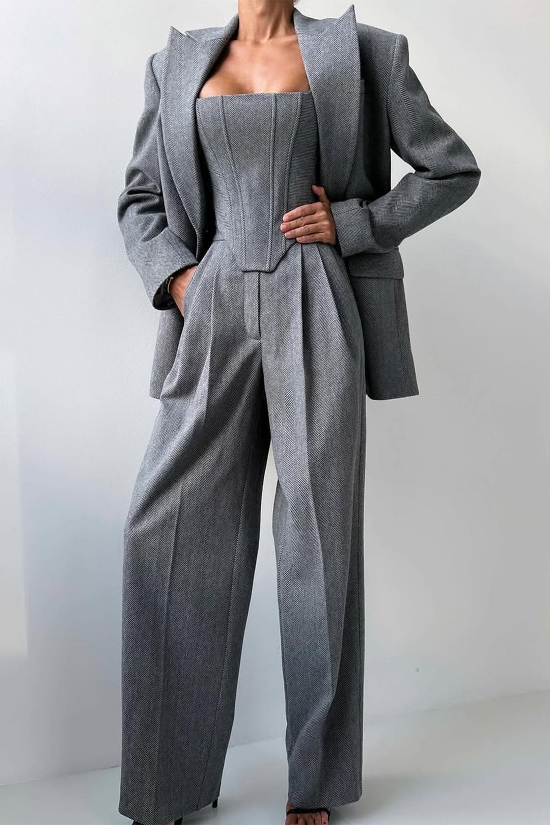 Grace - Ensemble de Trois Pièces avec Blazer Croisé Élégant