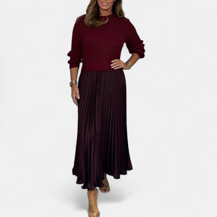Claudia - Robe longue avec pull et jupe plissée